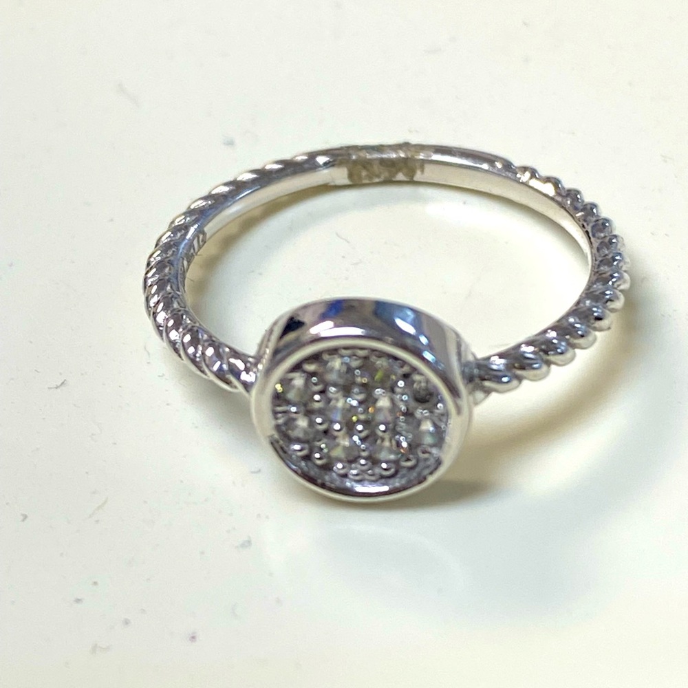 10k White Gold CZ Cluster Ring